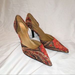 Highlights Velvet Point Toed Heels